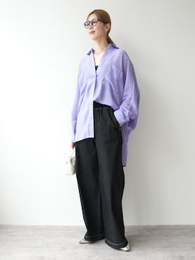 「reca（レカ）のシアードルマンシャツ（シャツ/ブラウス、パープル系）」を使った、sakiさん（レディース・165cm）の春コーディネート