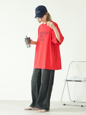 「reca（レカ）のストレッチデニムカーブパンツ（デニムパンツ、グレー系）」を使った、sakiさん（レディース・165cm）の夏コーディネート