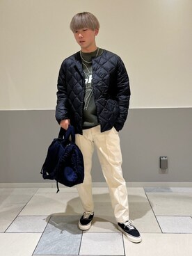 「SHIPS any（シップス エニィ）のアイテム（チノパンツ）」を使った、田中さん（メンズ・168cm）の秋コーディネート