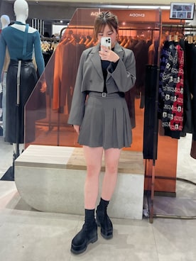 「MURUA（ムルーア）のアイテム（ジャケット/アウター）」を使った、田中音羽さん（レディース・163cm）の春コーディネート