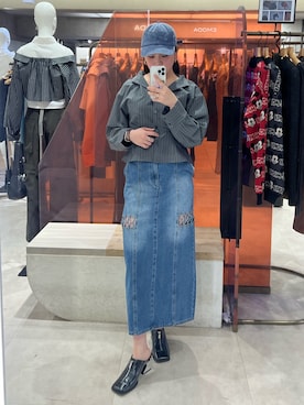 「MURUA（ムルーア）のアイテム（キャップ）」を使った、田中音羽さん（レディース・163cm）の春コーディネート