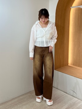 「MURUA（ムルーア）のアイテム（シャツ/ブラウス）」を使った、田中音羽さん（レディース・163cm）の夏コーディネート