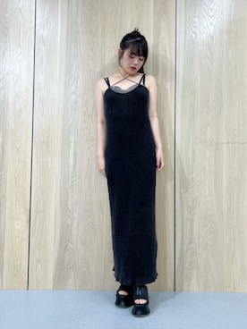 「MURUA（ムルーア）のクロコレイヤードサンダル（サンダル、ブラック系）」を使った、田中音羽さん（レディース・163cm）の夏コーディネート