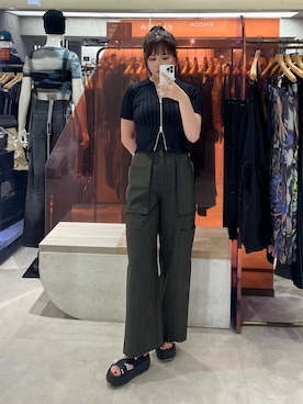 「MURUA（ムルーア）のアイテム（その他パンツ）」を使った、田中音羽さん（レディース・163cm）の夏コーディネート