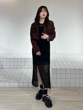 「アイテム（テーラードジャケット、レッド系）」を使った、田中音羽さん（レディース・163cm）の秋コーディネート