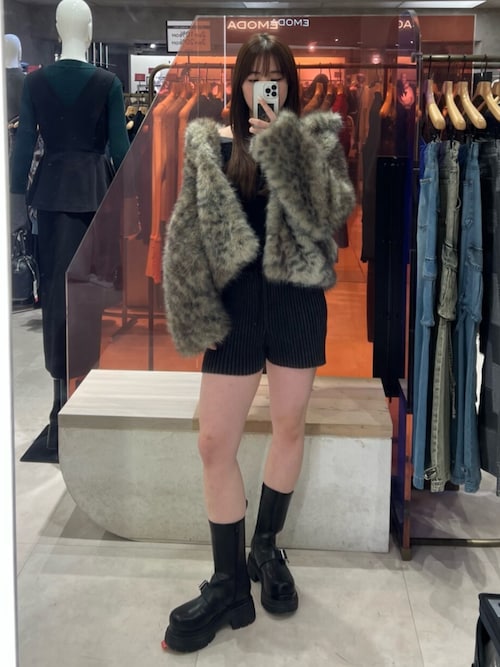 リブニットパンツ