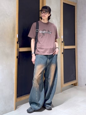 「RAGEBLUE（レイジブルー）のCOMPACT SPRAY PRINT TSHIRTS/コンパクトスプレープリントＴシャツ（Tシャツ/カットソー、ブラウン系）」を使った、三浦 慎平さん（メンズ・183cm）の夏コーディネート