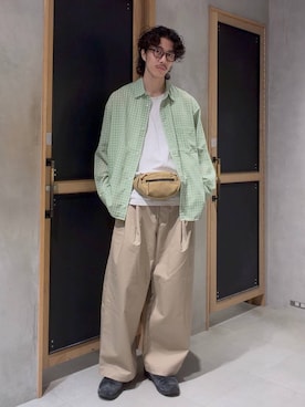 「RAGEBLUE（レイジブルー）のアイテム（トップス）」を使った、三浦 慎平さん（メンズ・185cm）の春コーディネート