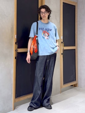 「Disney（ディズニー）のTOY STORY(トイ・ストーリー)/加工プリントTシャツ（Tシャツ/カットソー、ブルー系）」を使った、三浦 慎平さん（メンズ・183cm）の夏コーディネート