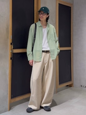 「RAGEBLUE（レイジブルー）のアイテム（スラックス）」を使った、三浦 慎平さん（メンズ・185cm）の春コーディネート