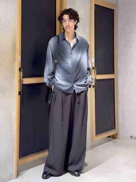 「RAGEBLUE（レイジブルー）のアイテム（スラックス）」を使った、三浦 慎平さん（メンズ・185cm）の秋コーディネート