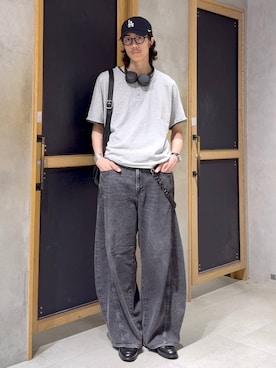 「RAGEBLUE（レイジブルー）のHENLEY NECK FAKE LAYERED T-SHIRTS/フェイクレイヤードヘンリーネックTシャツ（Tシャツ/カットソー、グレー系）」を使った、三浦 慎平さん（メンズ・183cm）の夏コーディネート