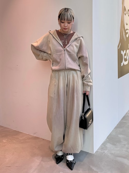 美品✨24AW✨サラマリカ スパークルスパンコールエンブロイダリートップ 黒 F EMBROIDERED LOGO ZIP UP SWEAT HOODIE（パーカー）｜X-girl（エックス
