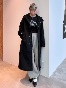 「アイテム（ステンカラーコート）」を使った、山口紗英さん（レディース・157cm）の冬コーディネート