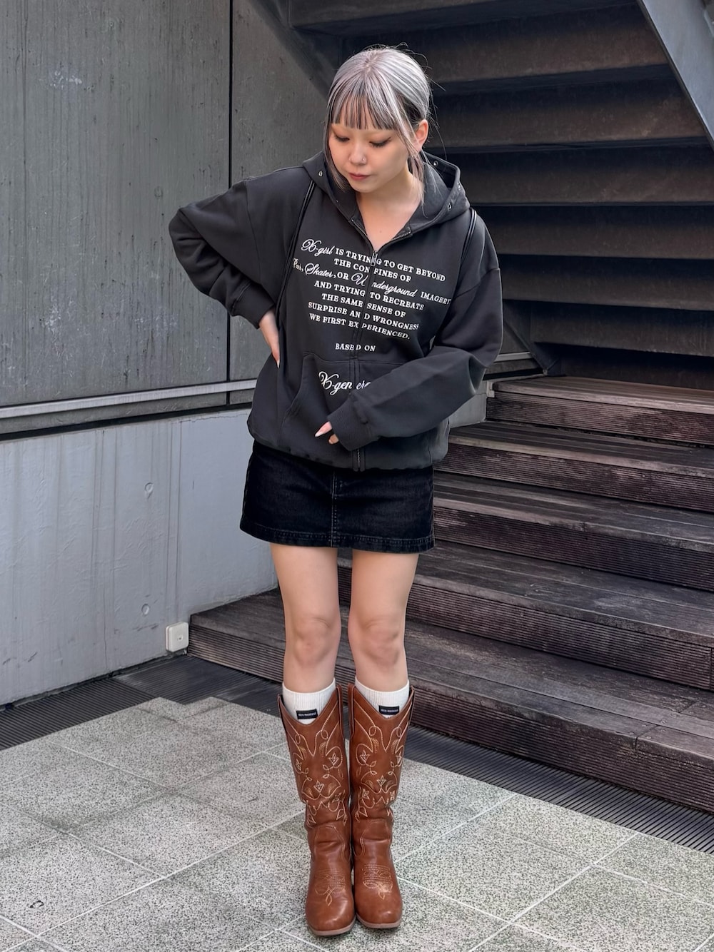 xenoreport パーカー サンウォン着用 サンウォンさんの最強パーカーコーデ | TikTok