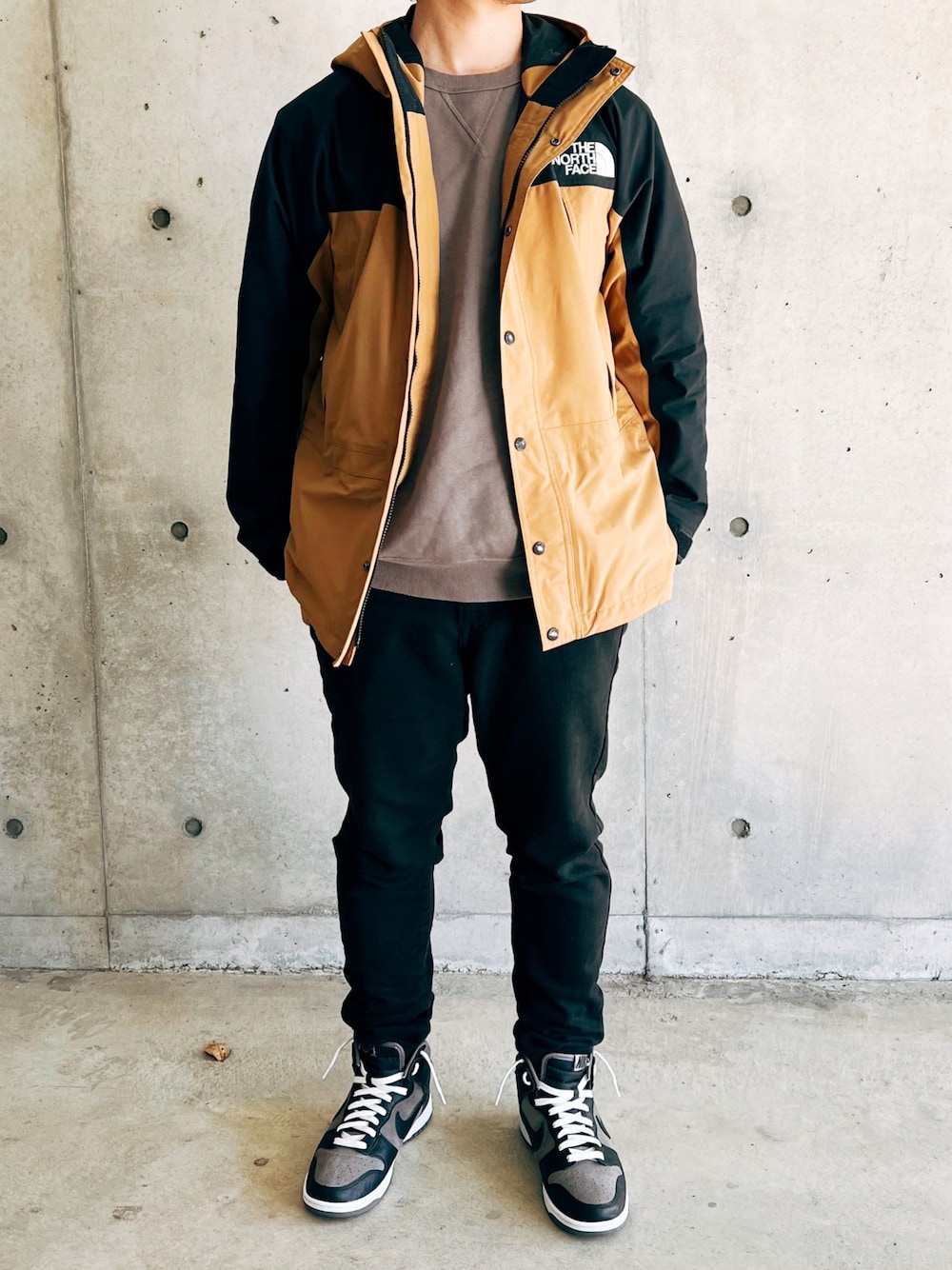 UNIQLO（ユニクロ）の「EZYジーンズ（デニムパンツ）」 - WEAR