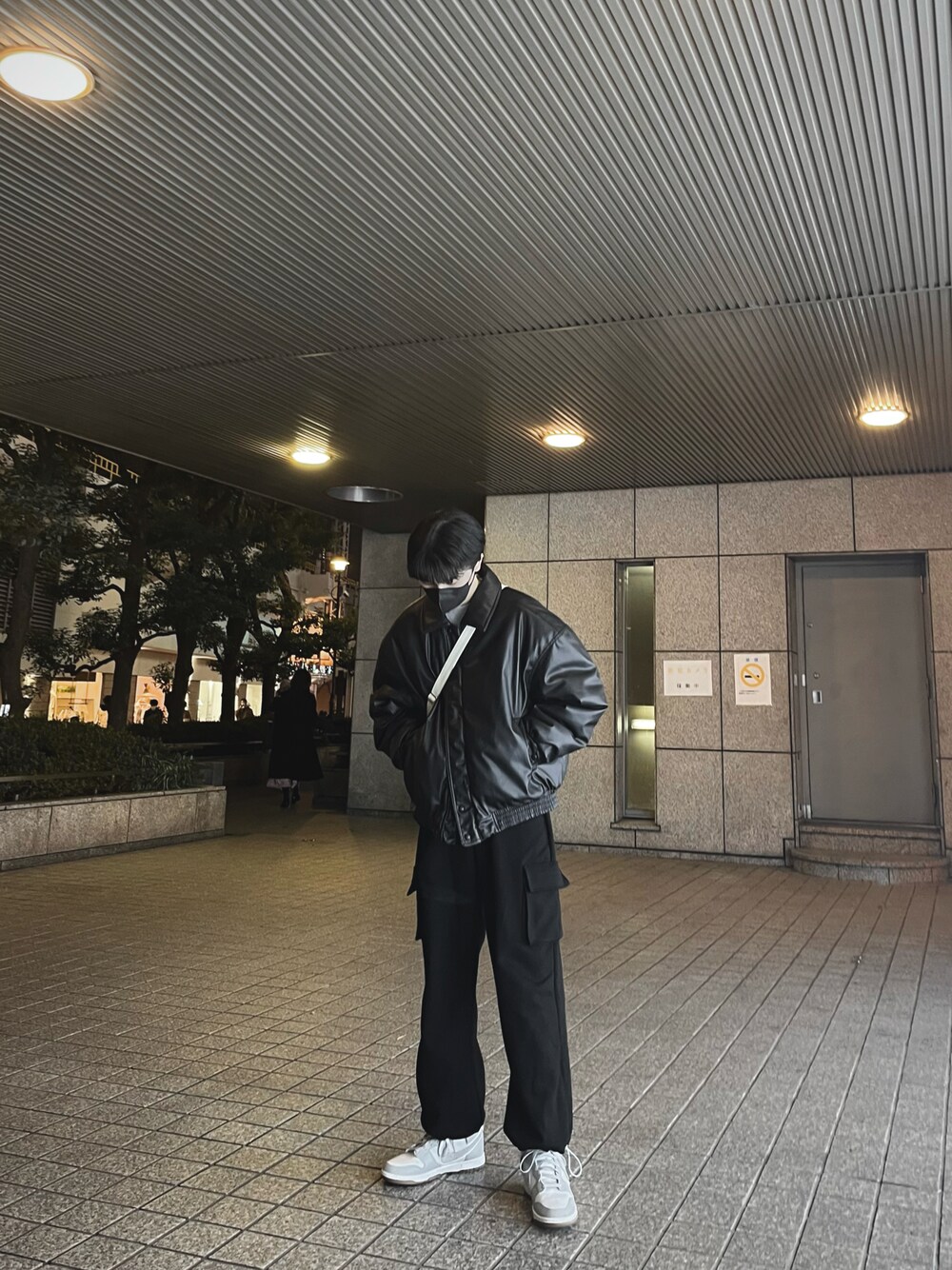 「#韓国ファッション、韓国コーデ、韓国好きな人と繋がりたい、韓国風コーデ、ZARA」｜「ZARAのアイテム（ブルゾン、ブラック系）」を使った、koki001113さん（メンズ・183cm）の春コーディネートの1枚目の写真