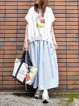 「KATHARINE ROSS（キャサリンロス）のフルーツプリントTシャツ（Tシャツ/カットソー、ホワイト系）」を使った、sasa0601さん（レディース・156cm）の夏コーディネート