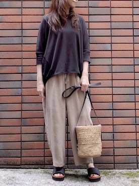「ベージュパンツ」｜sasa0601さん（レディース・156cm）の夏コーディネート