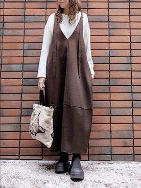 「KATHARINE ROSS（キャサリンロス）の【ウォッシャブル/抗ピリング/ストレッチ】モビリティツイルバルーンジャンパースカート（ジャンパースカート、ブラウン系）」を使った、sasa0601さん（レディース・156cm）の秋コーディネート