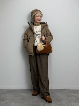 「アイテム（財布/小物）」を使った、ISSAさん（レディース・155cm）の秋コーディネート