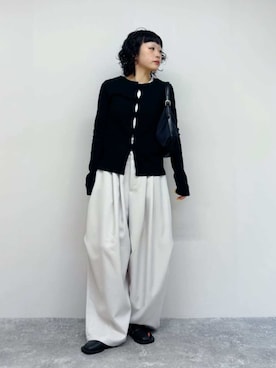 「アイテム（カーゴパンツ）」を使った、ISSAさん（レディース・155cm）の夏コーディネート