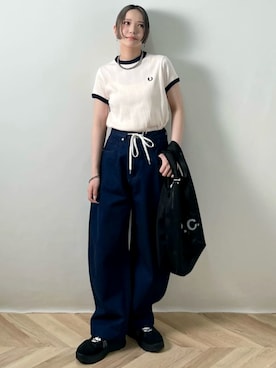 「FRED PERRY（フレッドペリー）のアイテム」を使った、ISSAさん（レディース・153cm）の夏コーディネート