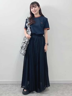 「FRED PERRY（フレッドペリー）のアイテム」を使った、ISSAさん（レディース・150cm）の春コーディネート