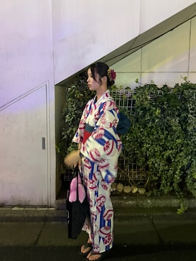 「NIKE（ナイキ）のアイテム（ビーチサンダル、ブラック系）」を使った、0rinir0さん（レディース・166cm）の秋コーディネート