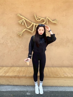 「Lululemon Athletica（ルルレモンアスレティカ）のアイテム（アウトドアグッズ、ブラック系）」を使った、0rinir0さん（レディース・166cm）の秋コーディネート