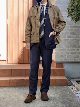 「デザートブーツ」｜「アイテム（ミリタリージャケット）」を使った、えくちゃんさん（メンズ・169cm）の冬コーディネート