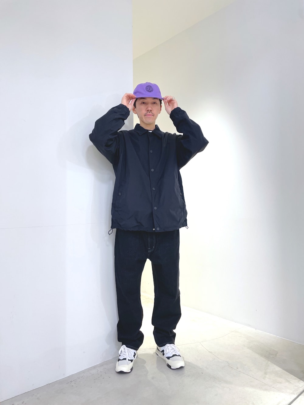 「BALの【2023秋冬】COTTON 6-PANEL HAT（キャップ、パープル系）」を使った、iwakiさん（メンズ・175cm）の秋コーディネートの1枚目の写真