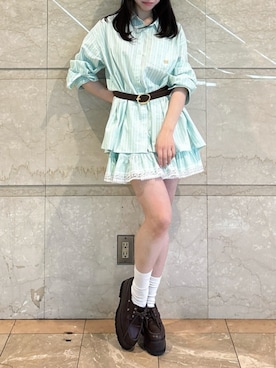 「dazzlin（ダズリン）のバックリボンオーバーシャツ（Shirts、グリーン系）」を使った、reikaさん（レディース・155cm）の春コーディネート