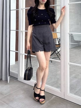 「dazzlin（ダズリン）のミニスリットコンパクトショートパンツ（その他パンツ、グレー系）」を使った、reikaさん（レディース・155cm）の春コーディネート