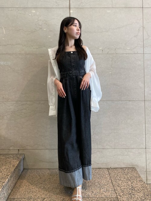 dazzlinreikaさんのサロペット/オーバーオールを使ったコーディネート 