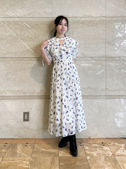 セール】ラッフルリボンフラワーワンピース（ワンピース）｜dazzlin