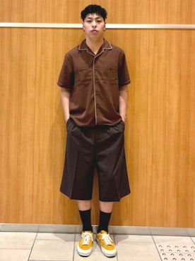 「BEAMS HEART（ビームスハート）のヘリテージ 2タック ワイドスラックス ショーツ（その他パンツ、ブラウン系）」を使った、BEAMS HEART MENさん（メンズ・170cm）の春コーディネート