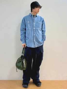 「BEAMS HEART（ビームスハート）の2WAY 巾着 バッグ（ショルダーバッグ、グリーン系）」を使った、BEAMS HEART MENさん（メンズ・170cm）の春コーディネート