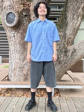 「BEAMS HEART（ビームスハート）のフェードカラー ワイド ショートパンツ（その他パンツ、ブラック系）」を使った、BEAMS HEART MENさん（メンズ・170cm）の春コーディネート
