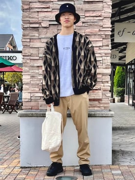 「アイテム（カーディガン/ボレロ）」を使った、BEAMS HEART MENさん（メンズ・175cm）の秋コーディネート