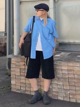 「BEAMS HEART（ビームスハート）のフェイクレザー ワイドストレート ショーツ（その他パンツ、ブラック系）」を使った、BEAMS HEART MENさん（メンズ・170cm）の夏コーディネート