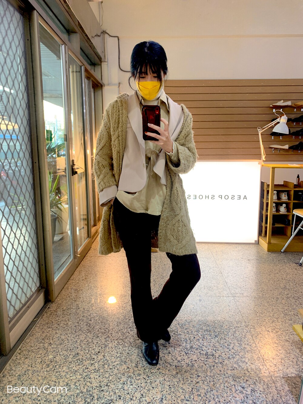 「冬コーデ、冬、毛衣、街頭穿搭、女人味、通勤穿搭」｜「QUEEN SHOPのアイテム（ピーコート、ベージュ系）」を使った、Wei🇹🇼さん（レディース・165cm）の冬コーディネートの1枚目の写真