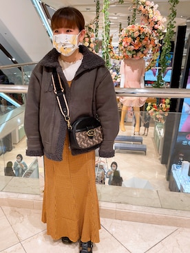 「アイテム（その他ヘアアクセサリー、イエロー系）」を使った、33💗さん（レディース・156cm）の春コーディネート