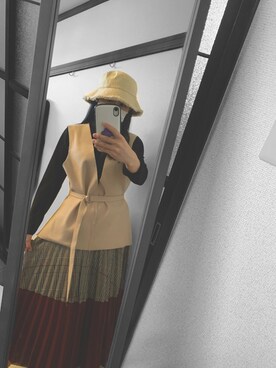 「PAGEBOY（ページボーイ）のアイテム（Tシャツ/カットソー、ブラック系）」を使った、Ami さん（レディース・150cm）の秋コーディネート