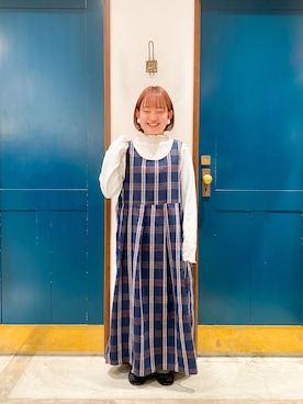 「ブルー x ホワイト」｜「アイテム（ジャンパースカート）」を使った、カンナさん（レディース・146cm）の冬コーディネート