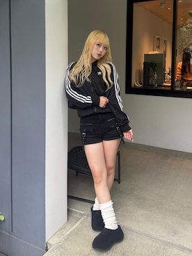 「adidas originals」｜ひいなさん（レディース・165cm）の秋コーディネート
