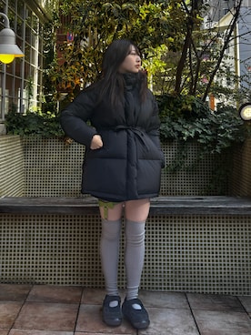 「サステナブル」｜「アイテム（その他アウター）」を使った、hikariさん（レディース・156cm）の冬コーディネート