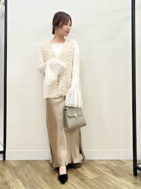 「アイテム（その他アウター、ホワイト系）」を使った、奈珠さん（レディース・155cm）の秋コーディネート
