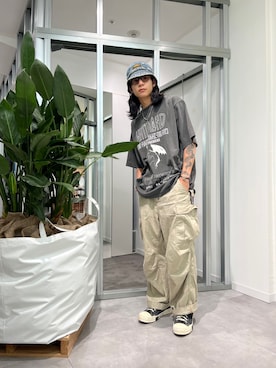 「WHITELAND（ホワイトランド）のアイテム（Tシャツ/カットソー）」を使った、大内陽心さん（メンズ・173cm）の春コーディネート