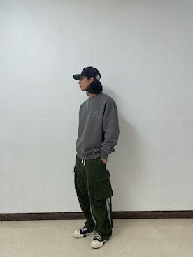 「BlackEyePatch（ブラックアイパッチ）のアイテム（スウェット）」を使った、大内陽心さん（メンズ・173cm）の冬コーディネート